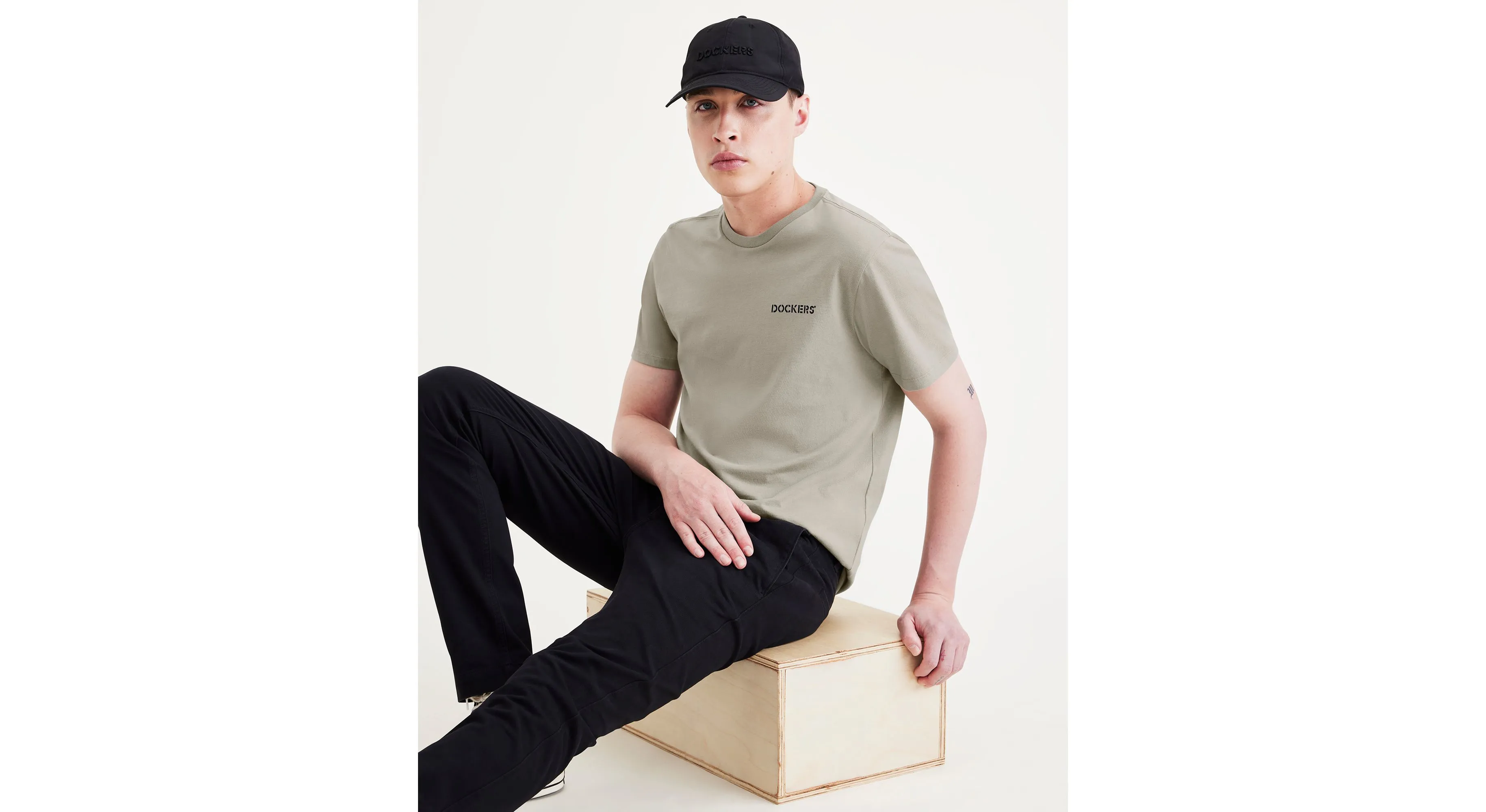 Graphic Tee, Slim Fit