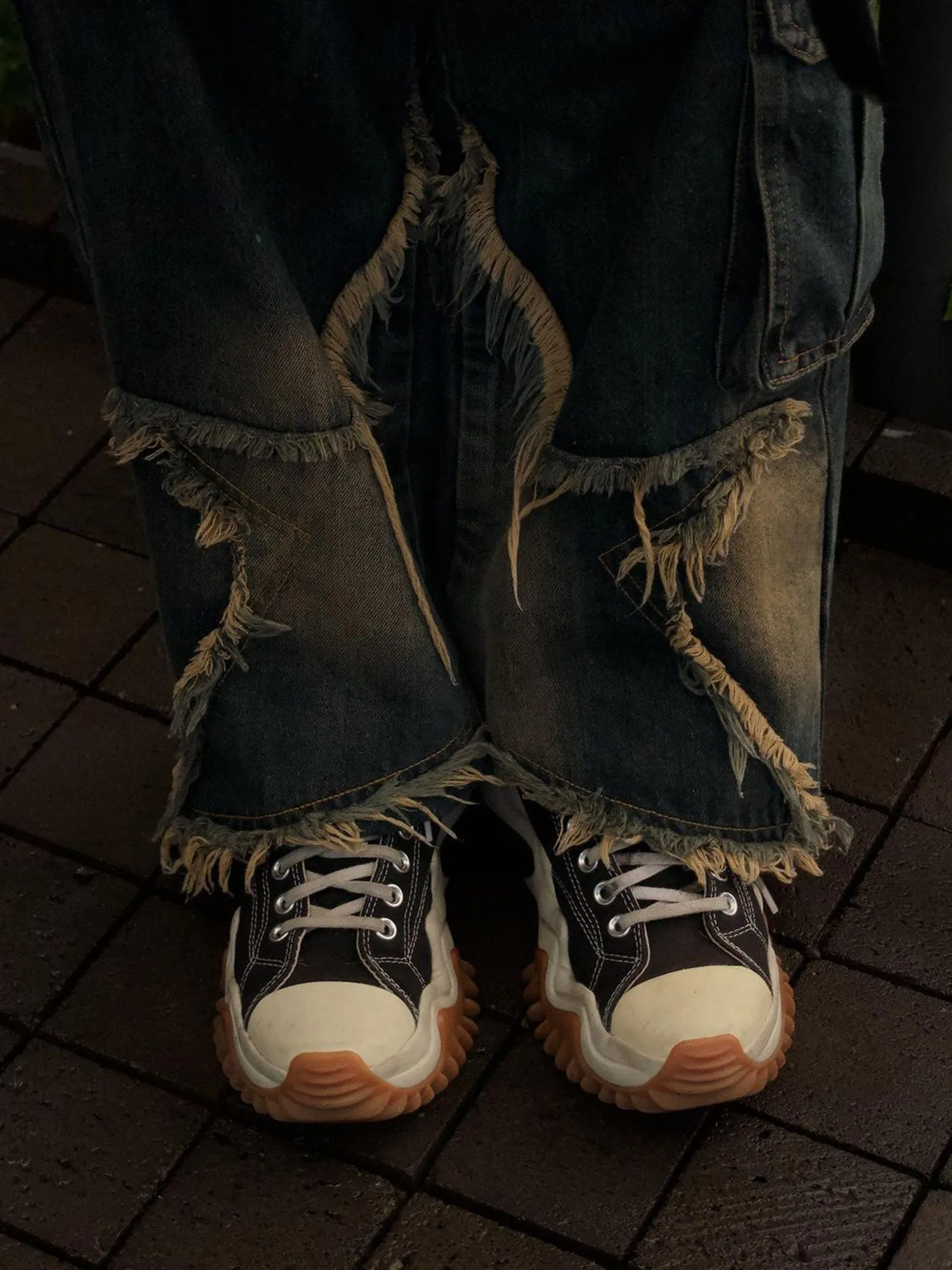 Sneakerhill Patch Embroidered Straight-leg Jeans - 1572